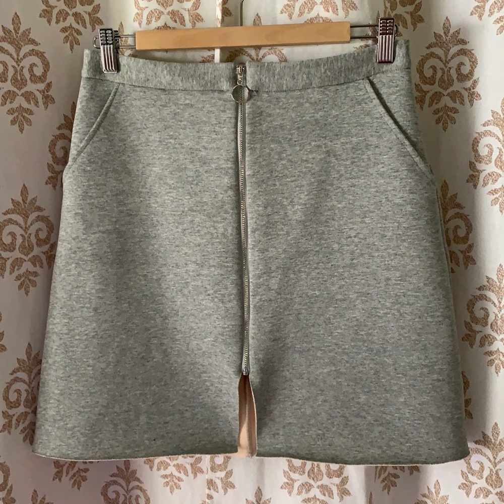 Topshop stretchy gray skirt with zipper 8
